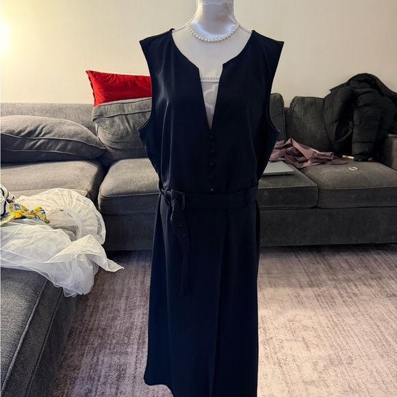 Banana Republic Navy Dress - Picture 2 of 5